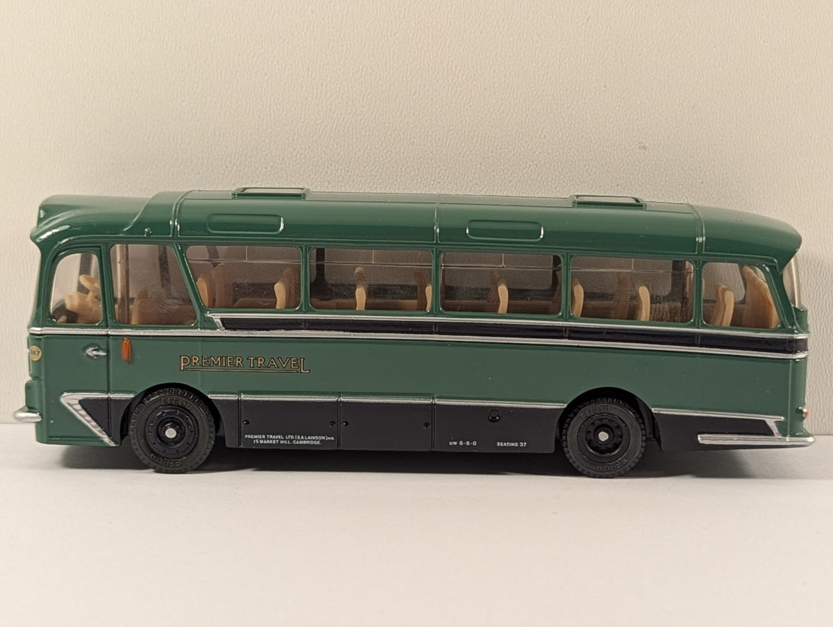 EFE 12202 Harrington Grenadier Coach – “Premier Travel” Livery – 1:76 Scale