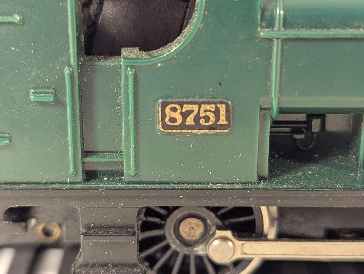 Hornby OO Gauge GWR Class 57xx 0-6-0 Pannier Tank Steam Locomotive 8751