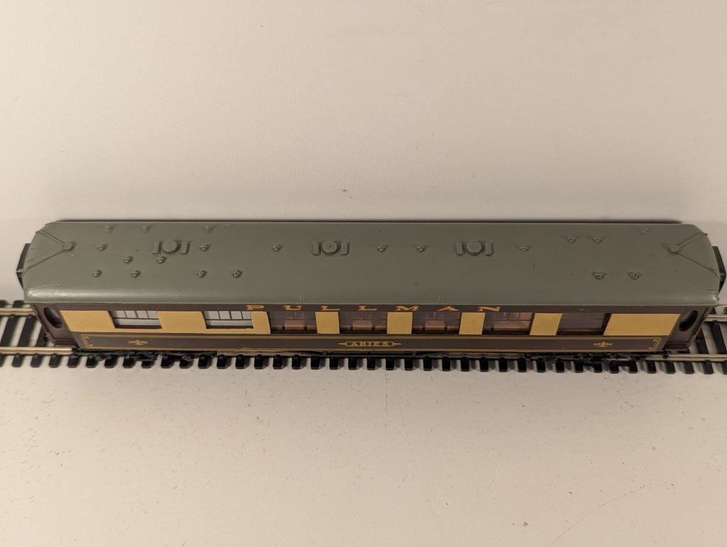 Hornby Dublo 4035 Pullman Parlour Car 'Aries' OO Gauge