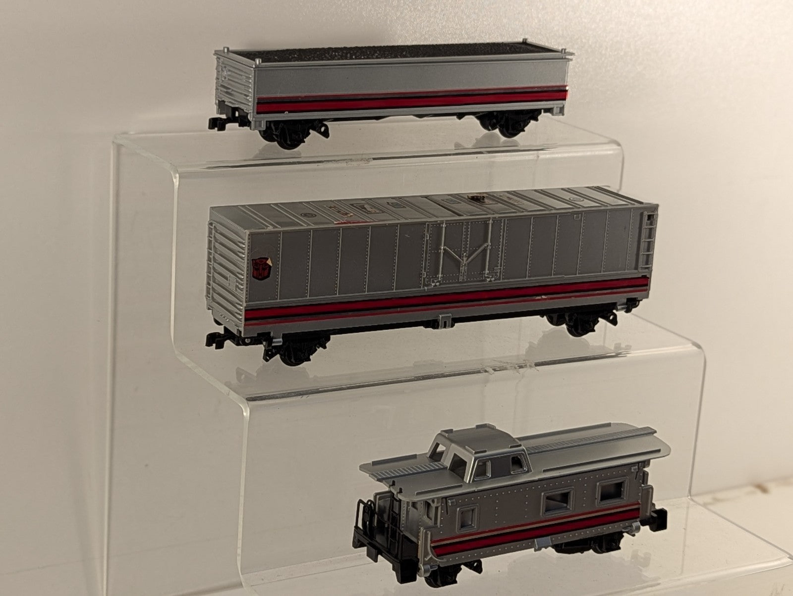 Tyco HO Gauge Transformers Autobot Train Cars (Tender, Boxcar & Caboose)