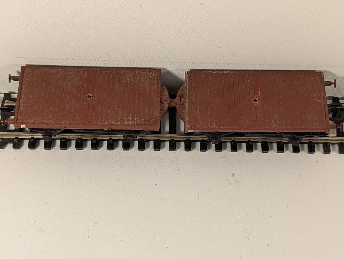 Ratio OO Gauge GWR 'Mitcham' Twin Bolster Wagons Goods Wagon GWR Bauxite