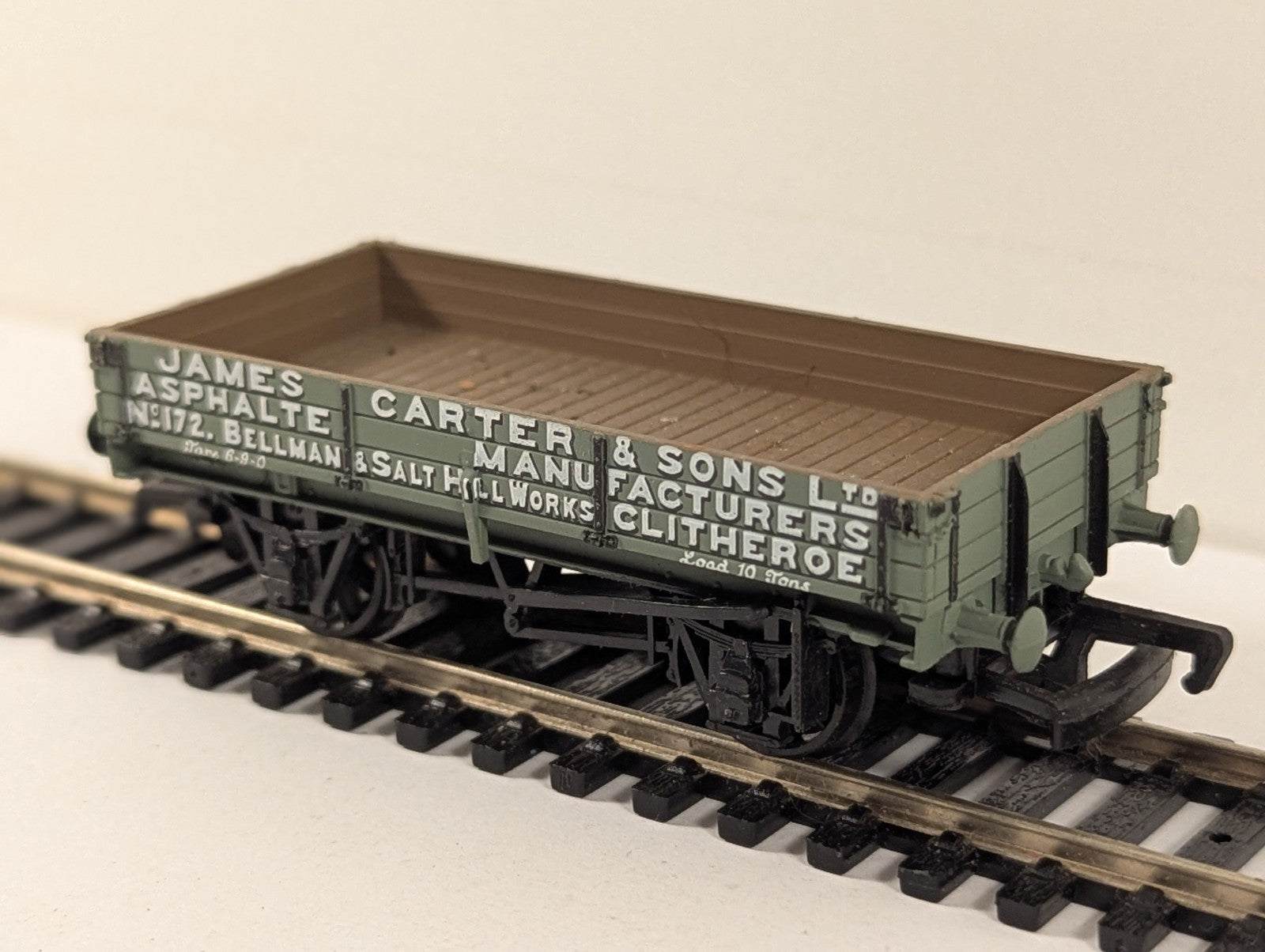 Mainline Railways James Carter & Sons Ltd 3 Plank Open Wagon OO Gauge