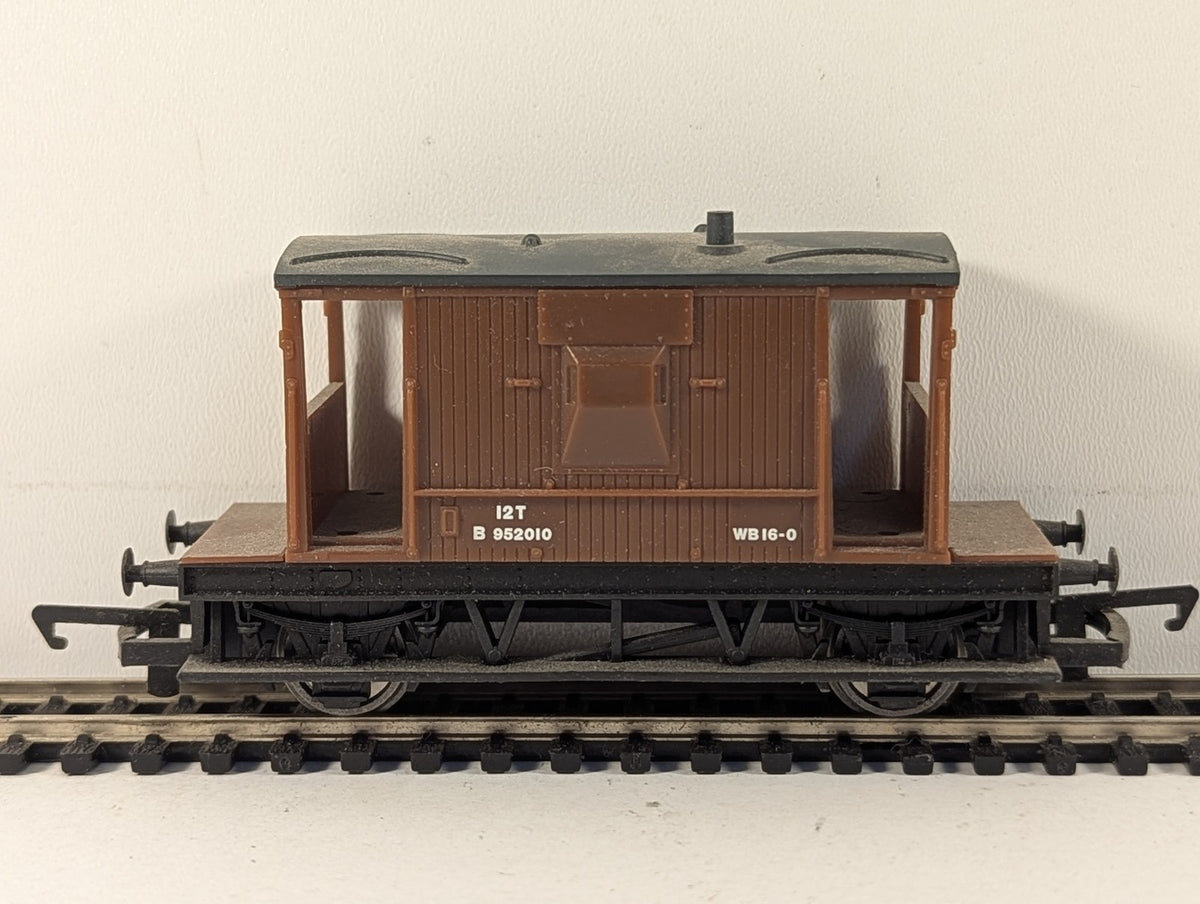 Hornby OO Gauge BR Standard 20 Ton Brake Van B 952010 BR Bauxite