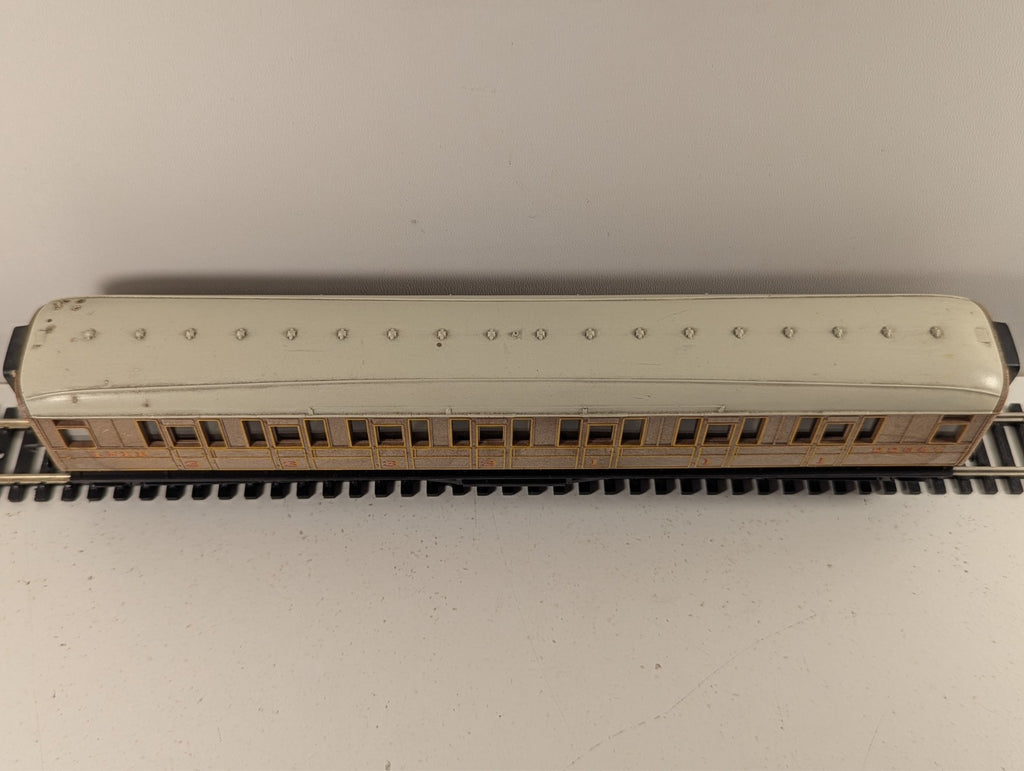 Hornby R477 LNER Gresley Composite Coach OO Gauge