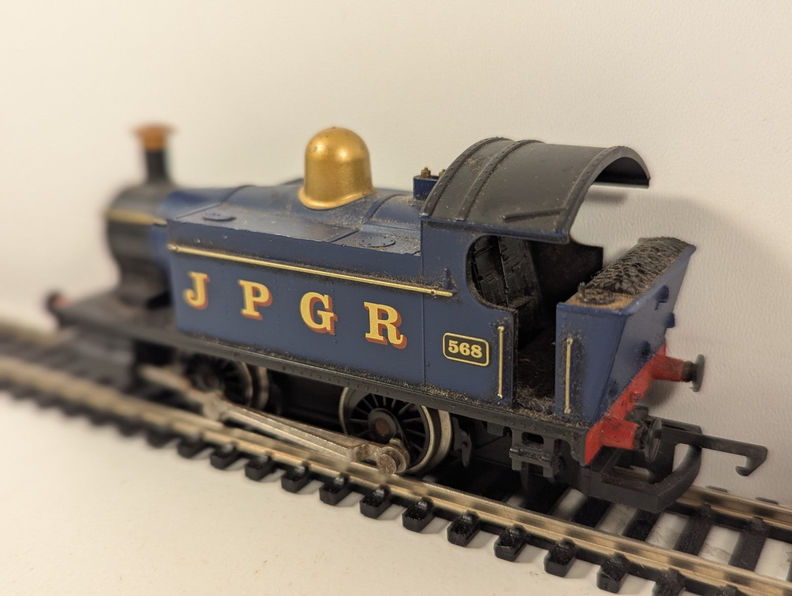 Hornby OO Gauge “JPGR” 0-4-0 Tank Locomotive Spares or Repair