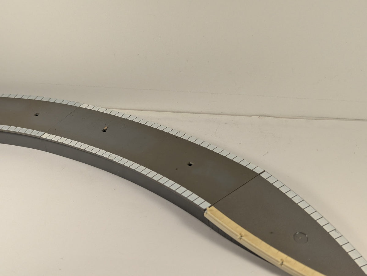 Hornby OO Gauge Curved Platform Sections and Ramps R463