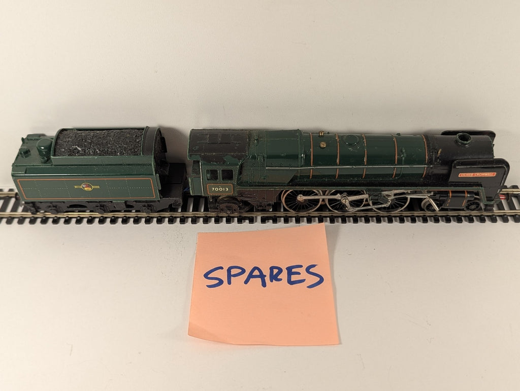 Tri-ang Hornby OO Gauge BR Class 7MT 4-6-2 'Oliver Cromwell' Steam Locomotive