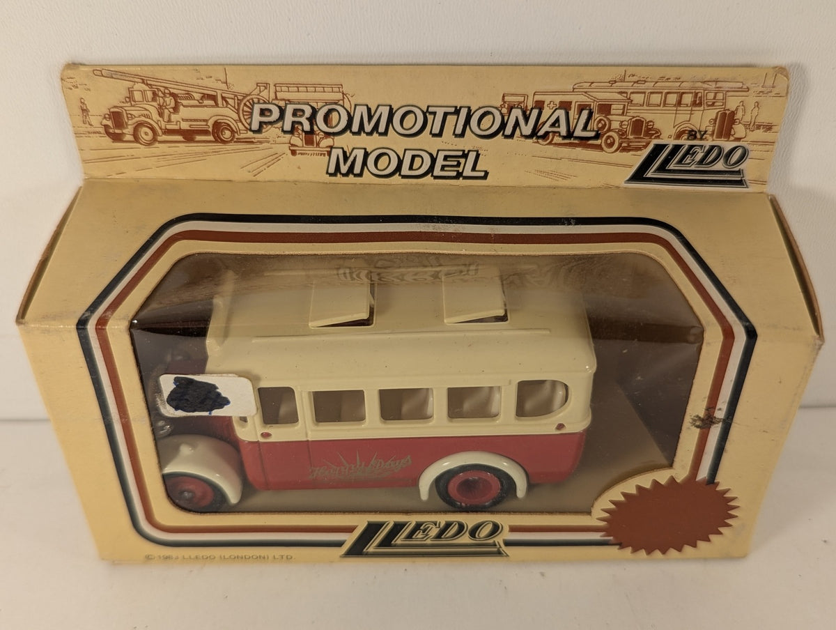 Lledo 1931 Chevrolet Coach Diecast Bus Happy Days Austin's