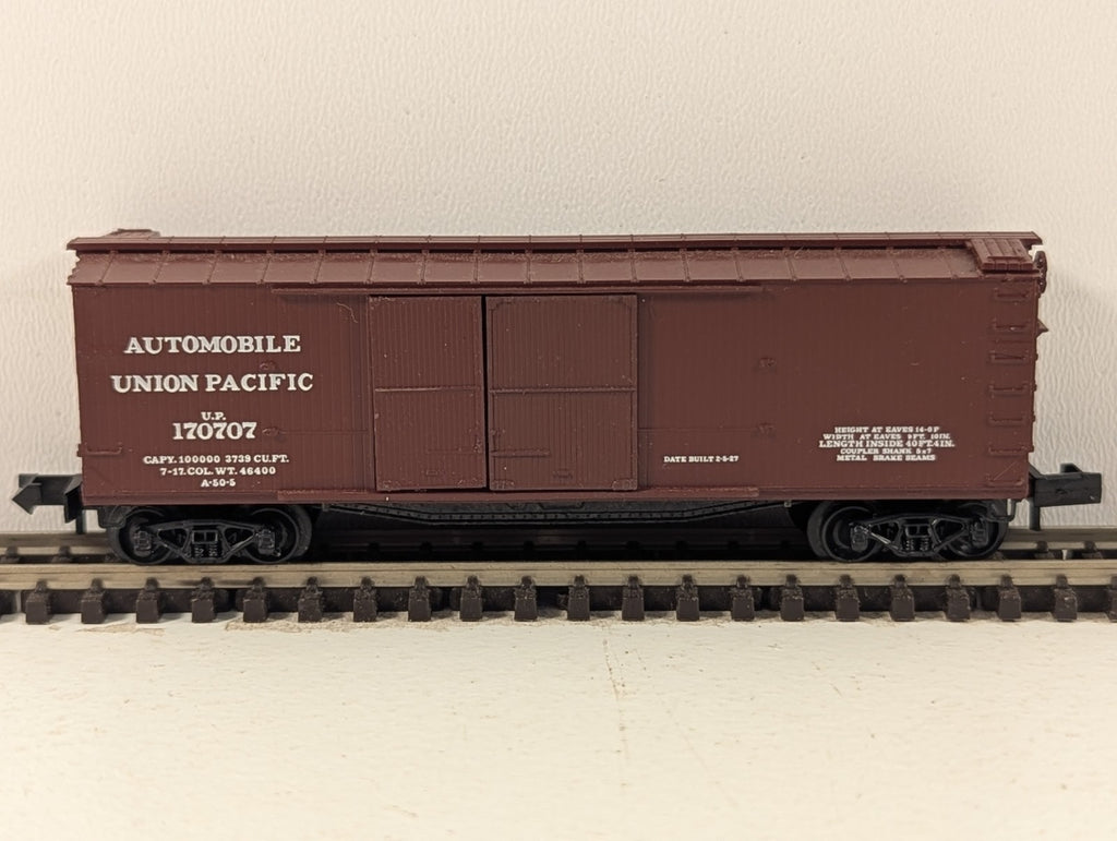 Micro-Trains N Gauge Union Pacific 40ft Standard Single Door Boxcar - Boxed