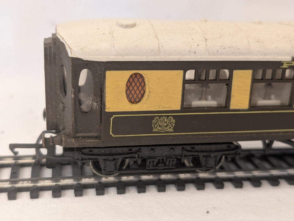 Tri-ang R228 OO Gauge Pullman Car “Mary”