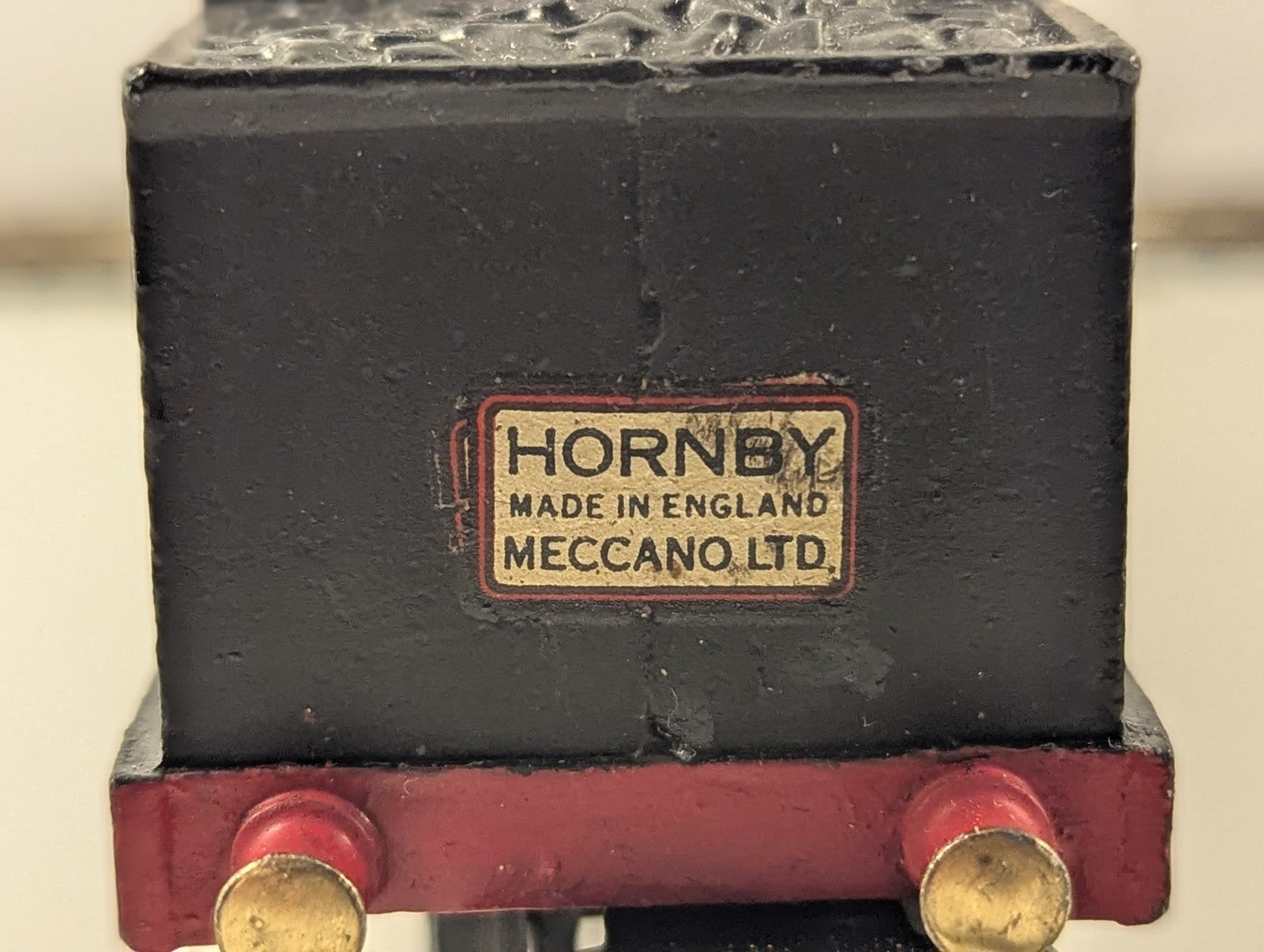 Hornby Dublo OO Gauge Class N2 0-6-2T Steam Locomotive 69550 BR Black EDL17