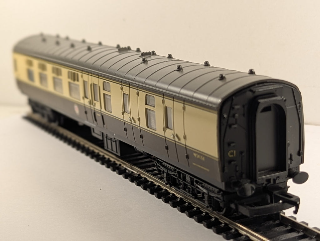 Hornby R4050 OO Gauge BR Western Region Mk1 Brake Coach W34154 Chocolate & Cream