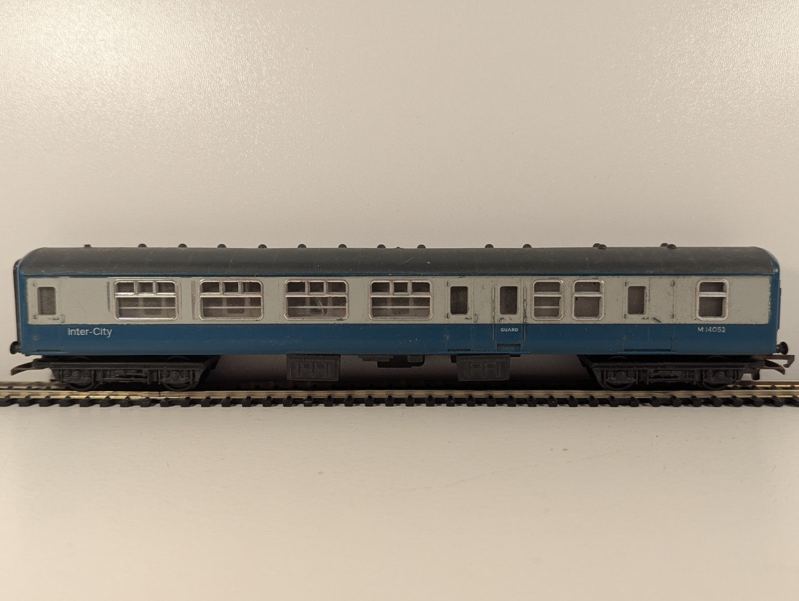 Tri-ang OO Gauge BR Mk1 Brake Coach