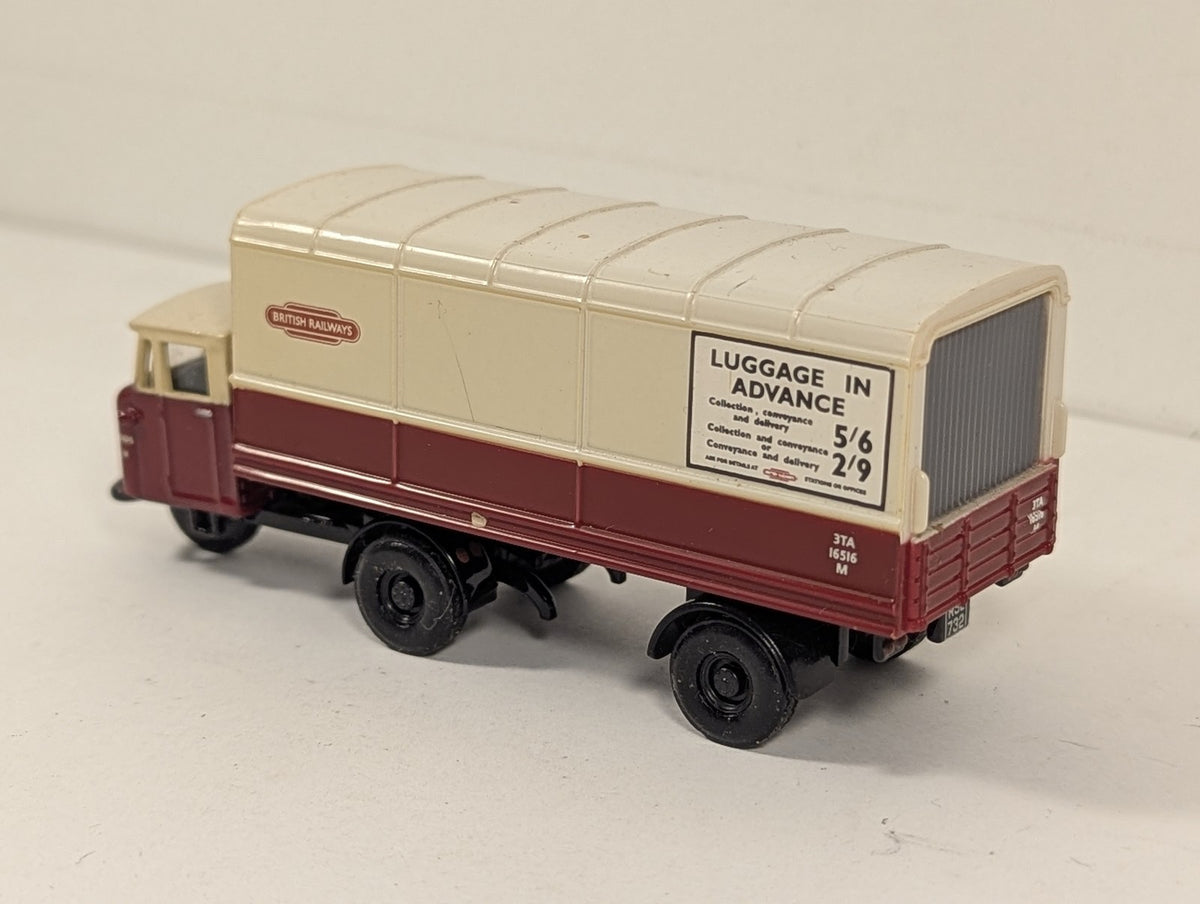 Oxford Diecast 1:76 Scale Scammell Scarab Box
