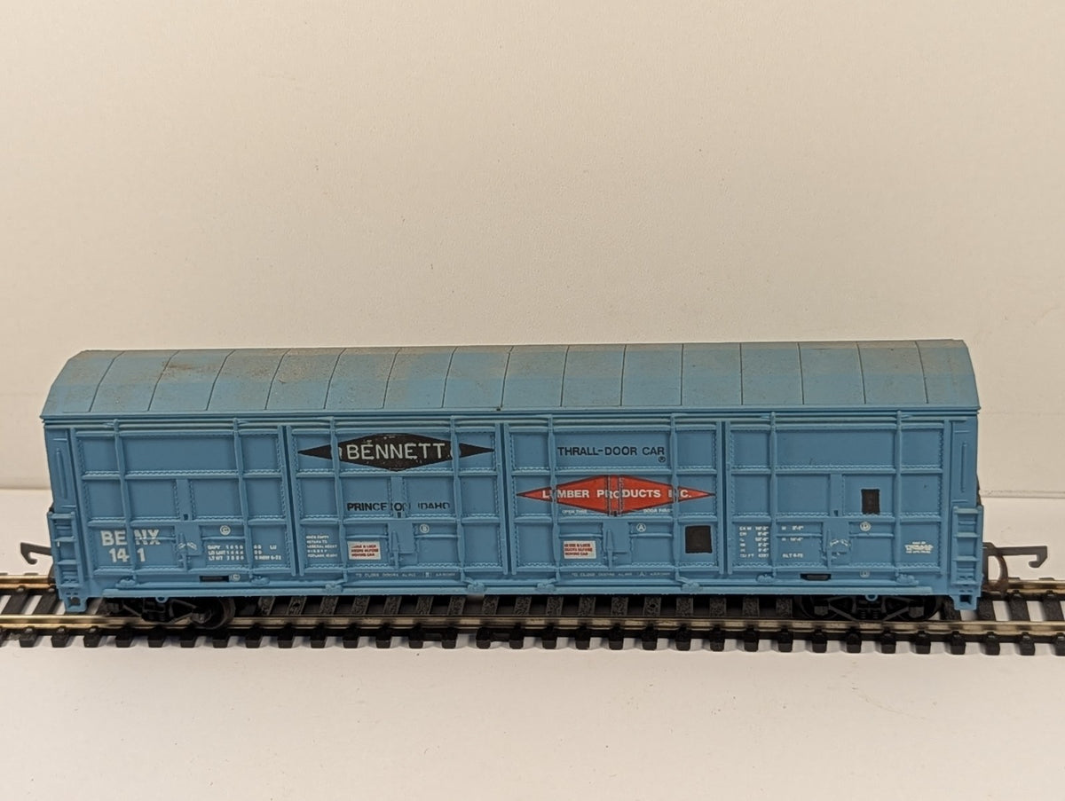 Life-Like Trains HO Gauge 50ft Thrall Door Box Car - Boxed