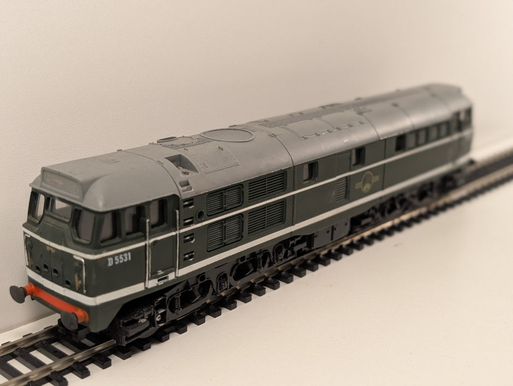 Airfix GMR Class 31 Diesel Locomotive D5531 in BR Green