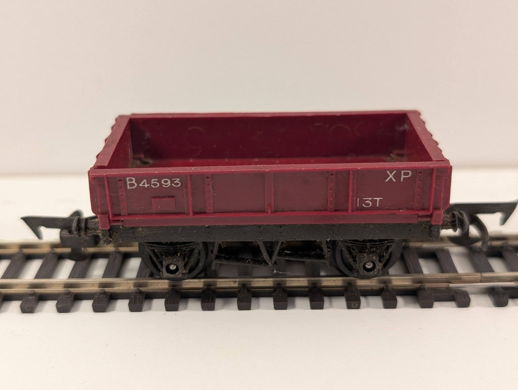 Tri-ang R113 OO Gauge Goods Wagon – Dropside