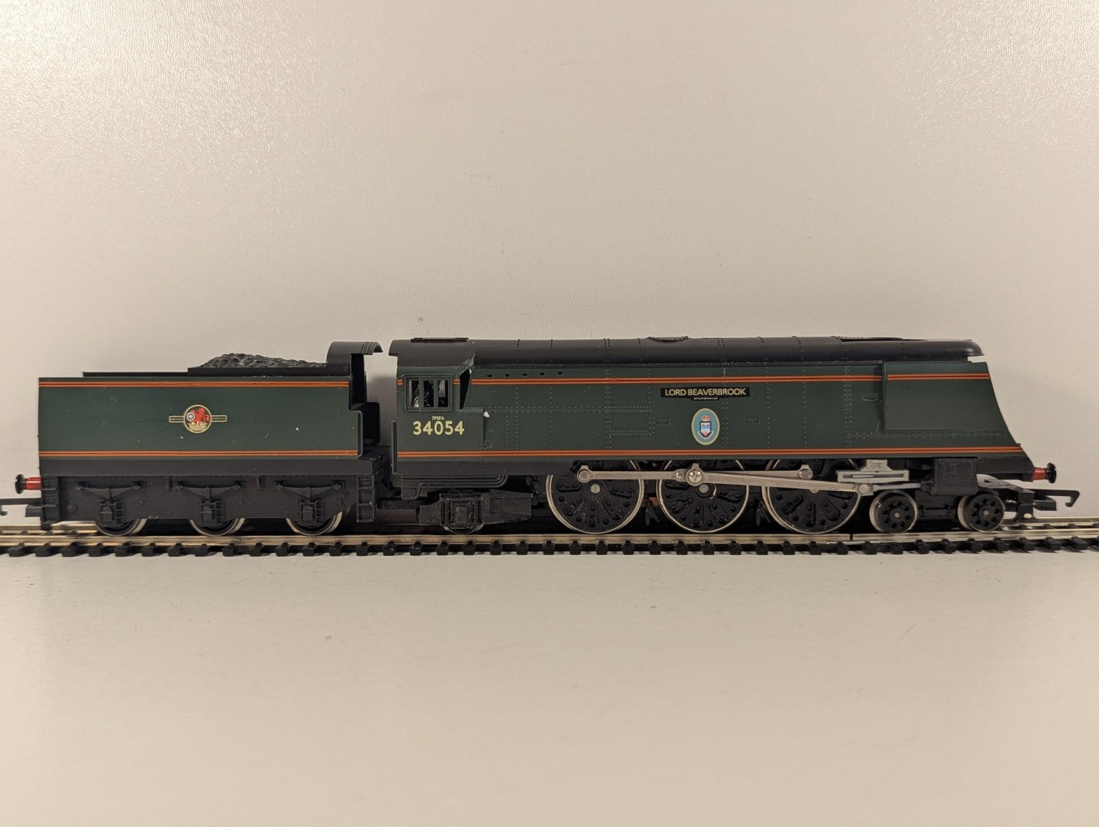 Hornby Railways R310 BR Battle of Britain Class "Lord Beaverbrook" 4-6-2 - boxed