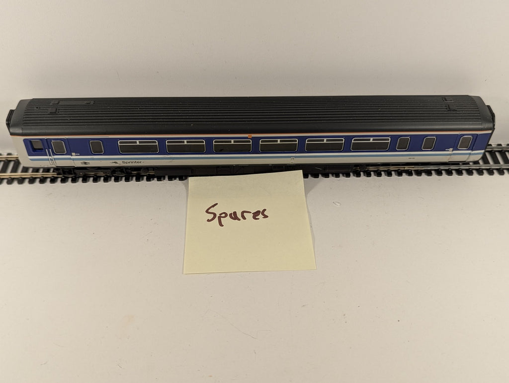 Hornby OO Gauge Class 156 Super Sprinter DMU Coach 52401