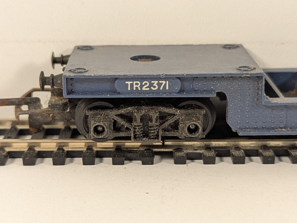 Tri-ang OO Gauge Well Wagon Goods Wagon TR2371 Blue R.118