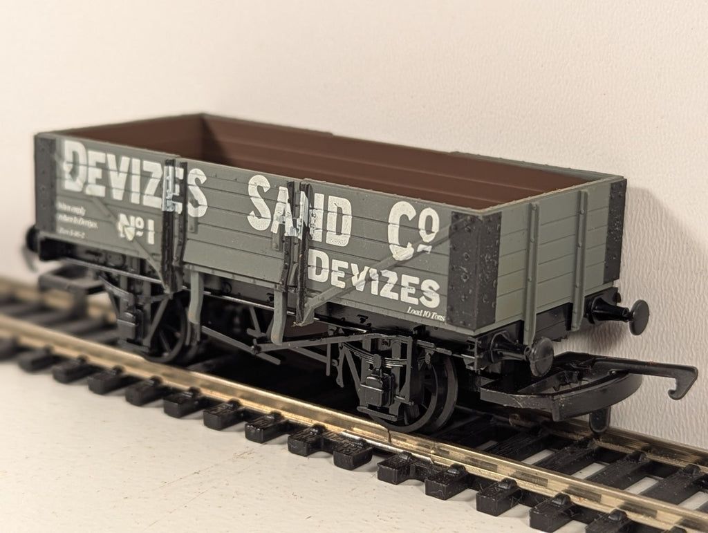 Airfix GMR 54374-5 “Devizes Sand Co” 5-Plank Wagon
