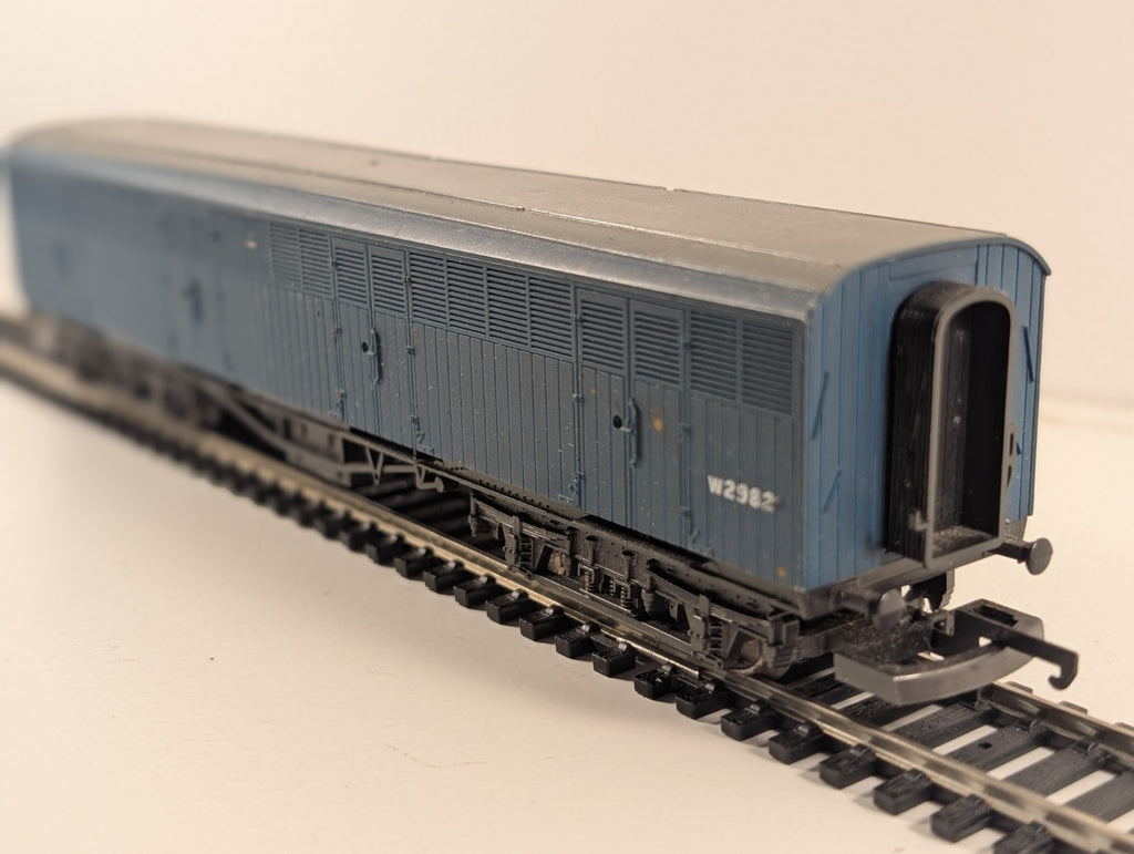 Lima BR Blue Siphon G Bogie Parcel Van W2982
