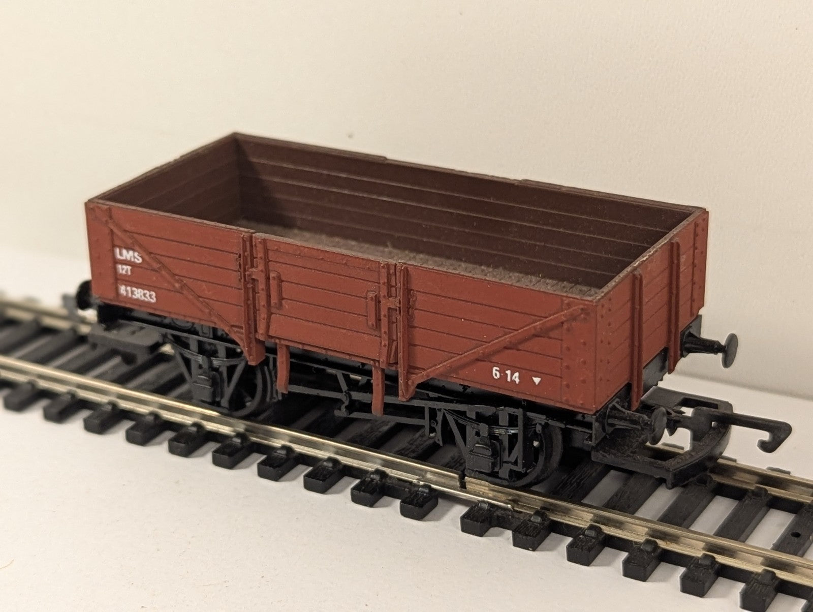 Airfix OO Gauge LMS 5 Plank Open Wagon