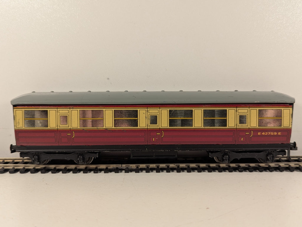 Hornby Dublo OO Gauge Tinplate Coach No. E42759E