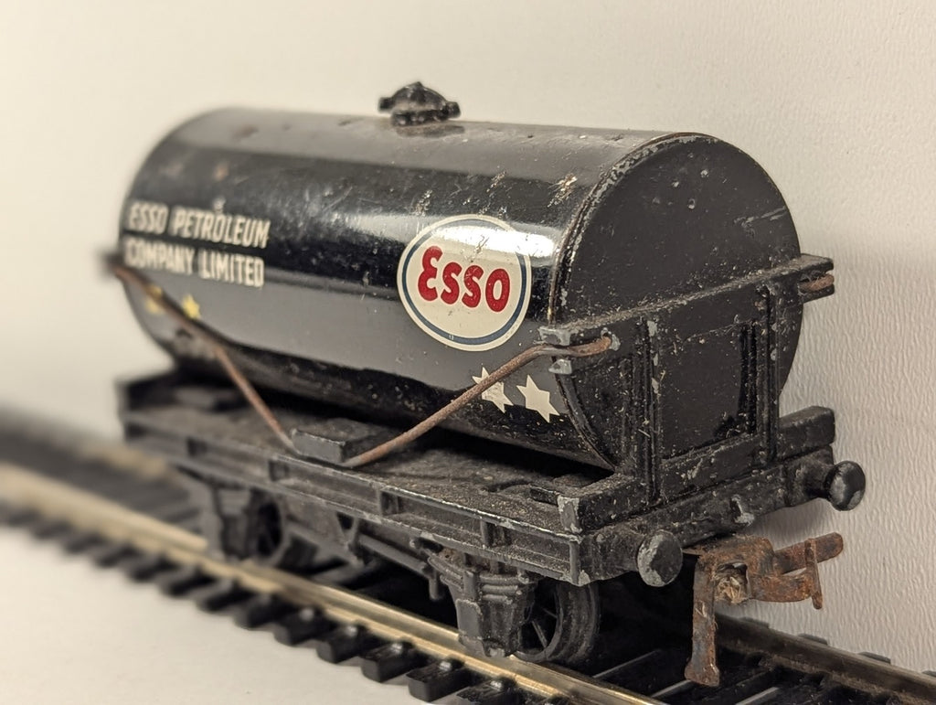 Hornby Dublo OO Gauge Esso black petrol tank wagon on model railway track