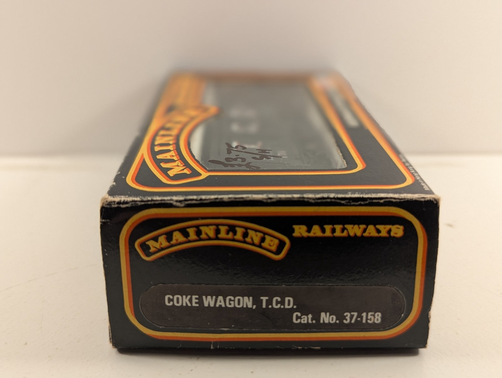 Mainline OO Gauge 37-158 12T Coke Wagon TCD Livery