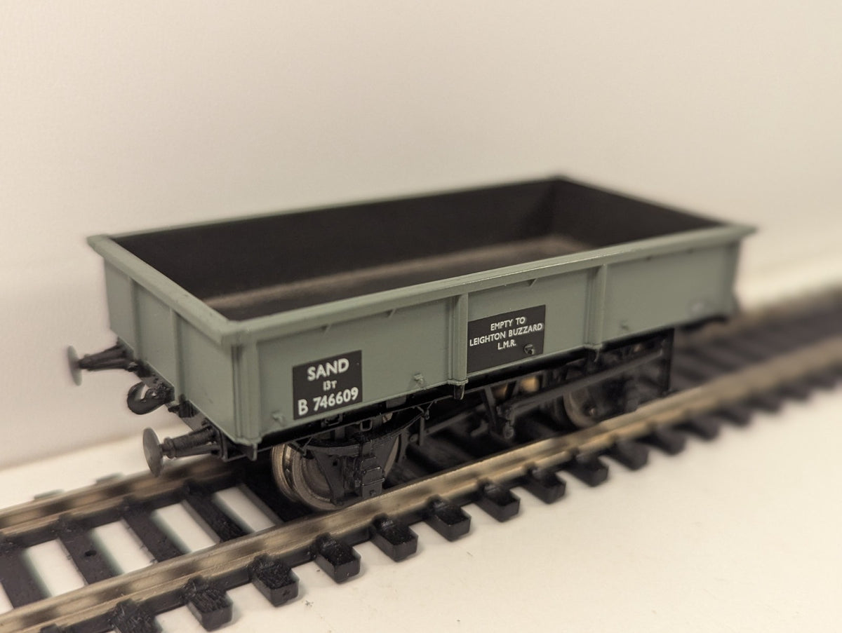 Bachmann OO Gauge 13T Steel Sand Tippler Wagon BR Grey