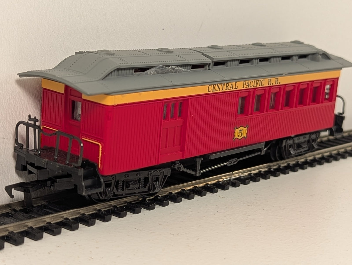 Airfix Railway System 54051-5 “Wild West Adventure Exploding Car”