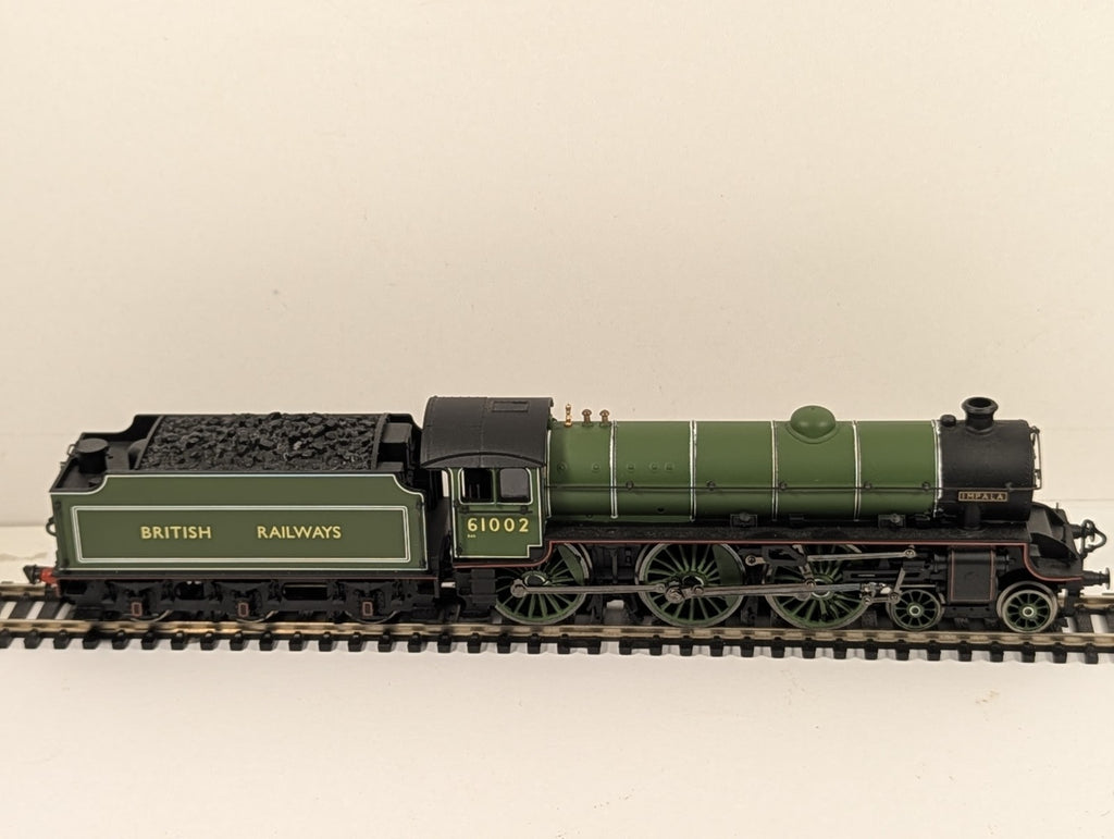 Bachmann 31-702 OO Gauge Thompson B1 61002 Impala BR Green Non-Runner