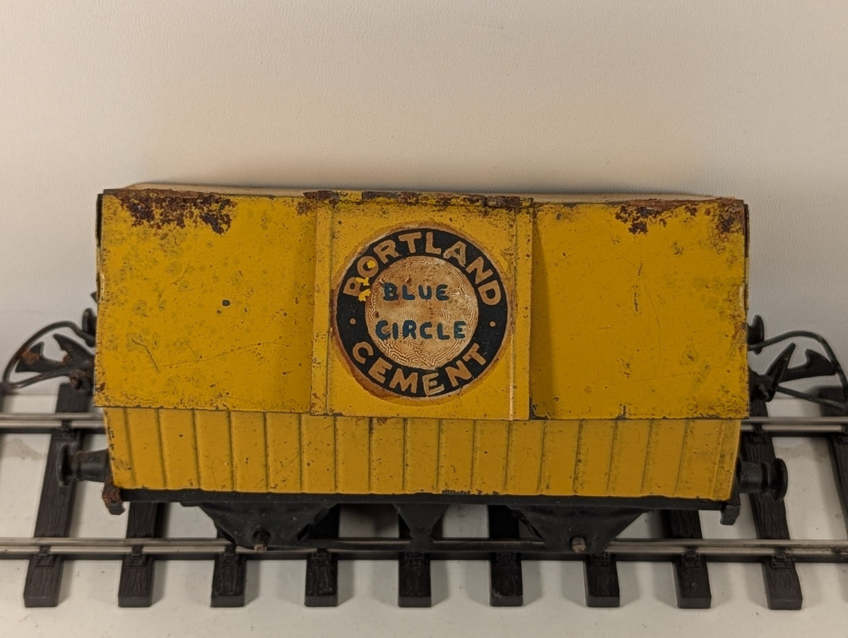 Hornby R154 O Gauge Blue Circle Cement Wagon Yellow