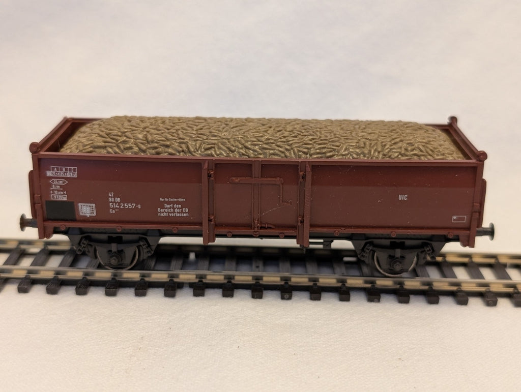 Trix HO Scale DB Eo Open Wagon with Sugar Beet Load 514 2 557-0 DB