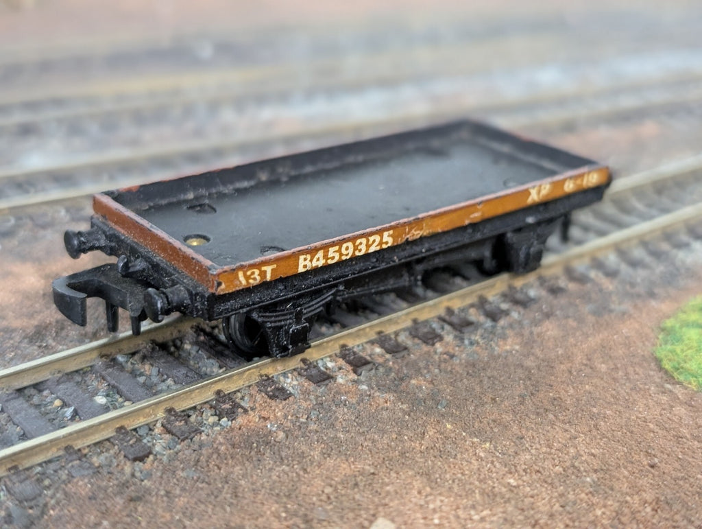 Hornby Dublo 32085 13T Low Sided Wagon in BR Bauxite - B459325