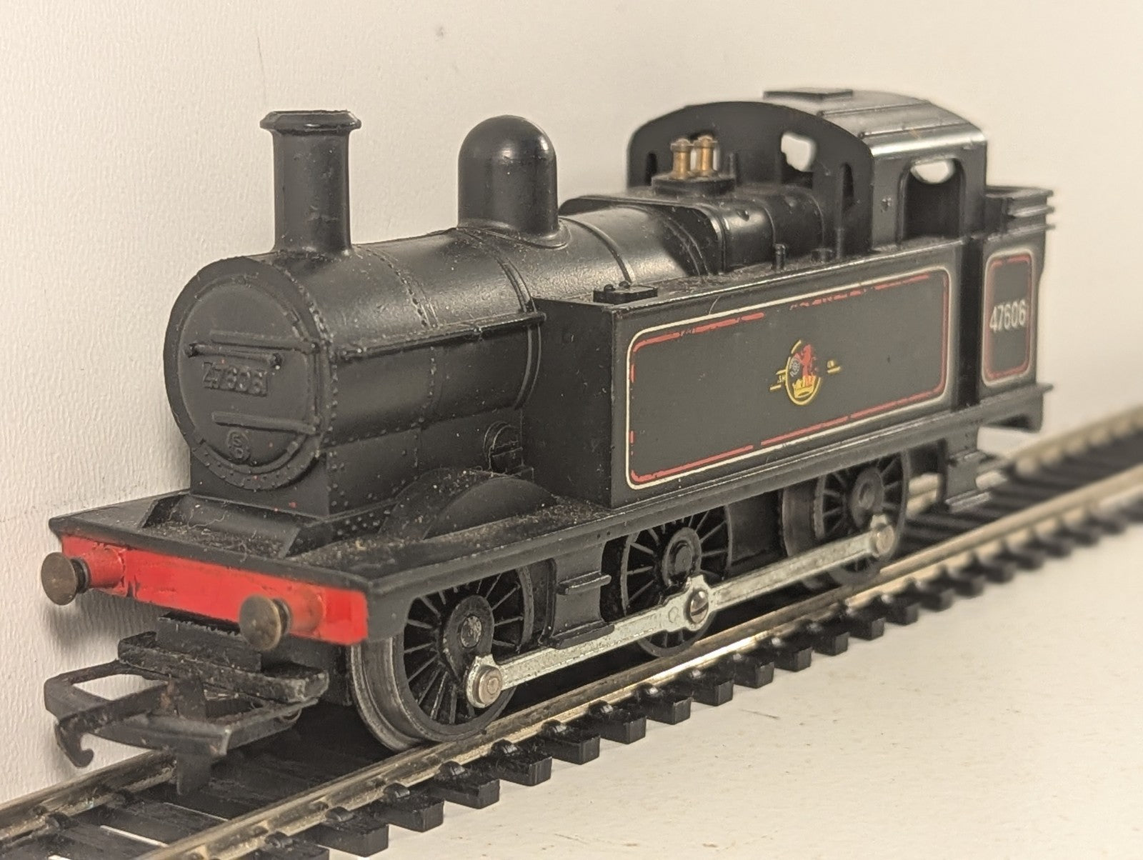 Tri-ang OO Gauge Class 3F Jinty Tank Locomotive Steam Locomotive 47606 BR Black