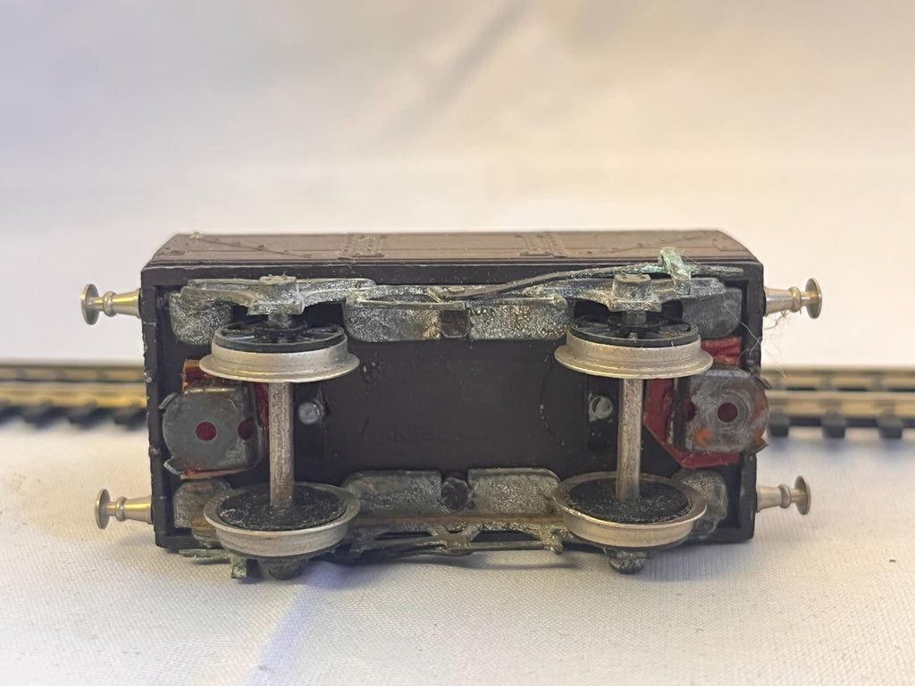 Graham Farish OO Gauge 7 Plank Wagon Brown
