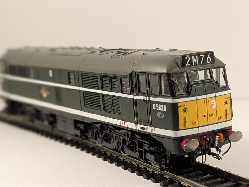 Hornby R3144A Class 31 D5829 in BR green with small yellow panel .