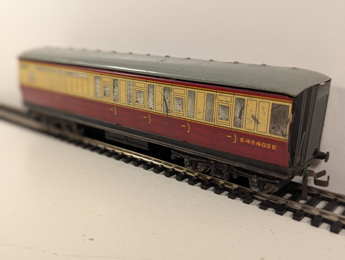 Hornby Dublo OO Gauge LNER Gresley Corridor Brake Third Coach Crimson & Cream