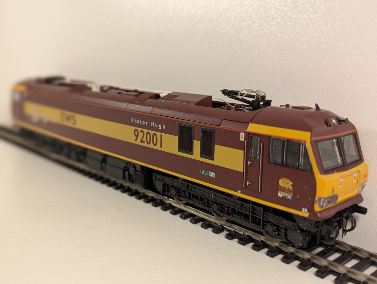 Lima L204672 Class 92 92001 “Victor Hugo” in EWS Maroon Livery