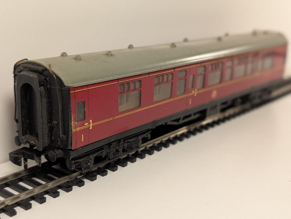 Hornby Dublo 4053 Passenger Corridor Coach BR Maroon E15770