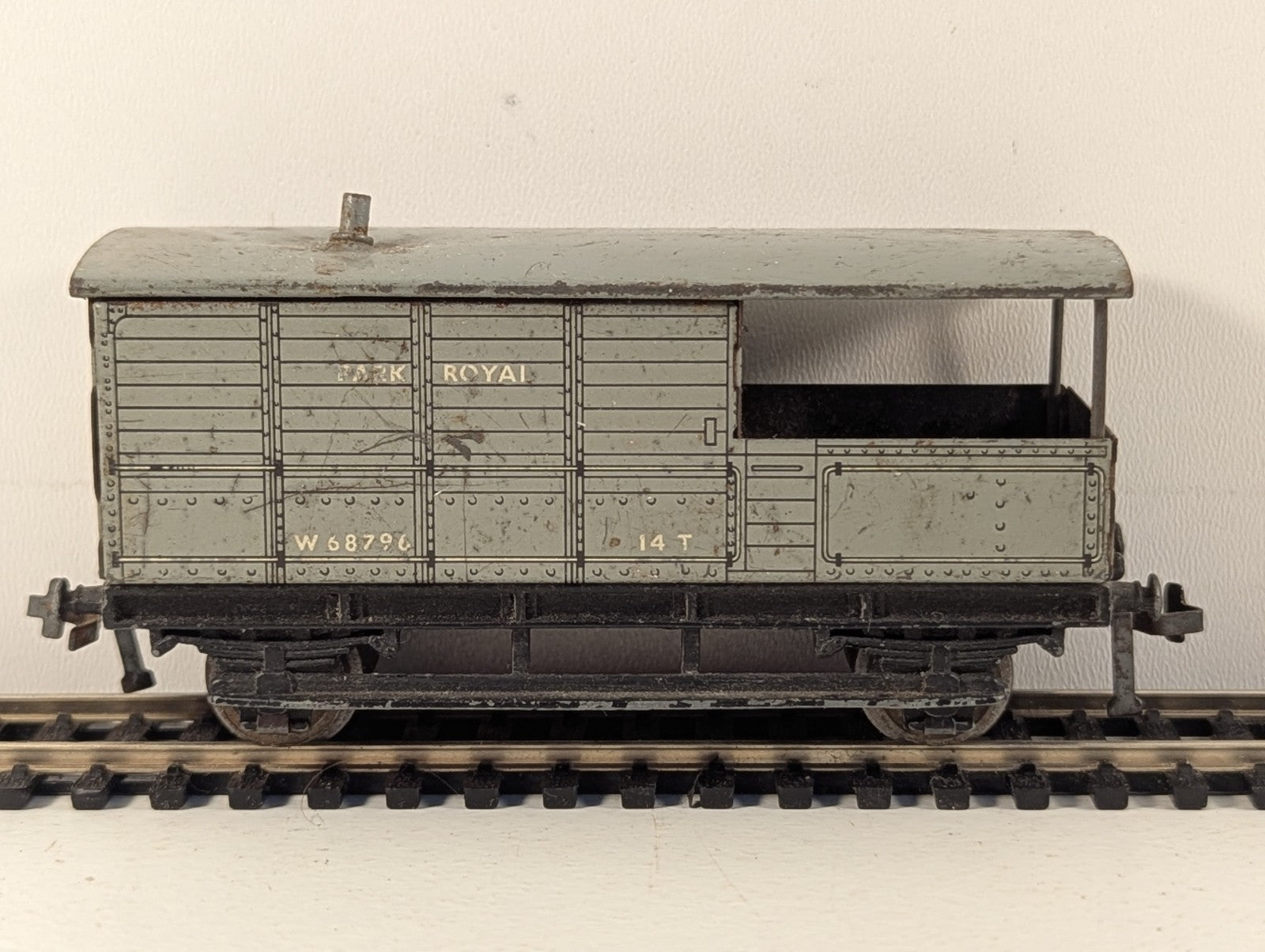 Hornby Dublo 4312 Goods Brake Van OO Gauge