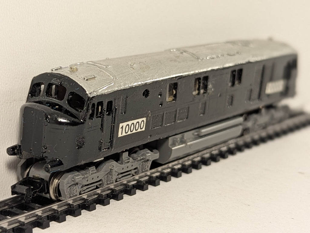 Hornby Minitrix N Gauge Class D16/1 LMS 10000 Diesel Locomotive Black and Silver