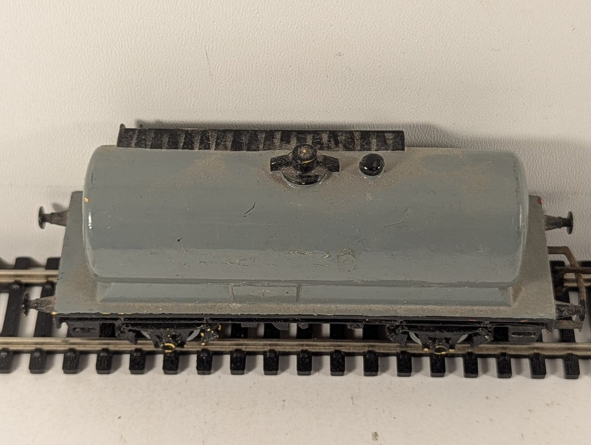 Hornby Dublo OO Gauge 4-Wheel Tank Wagon Grey (Repainted)
