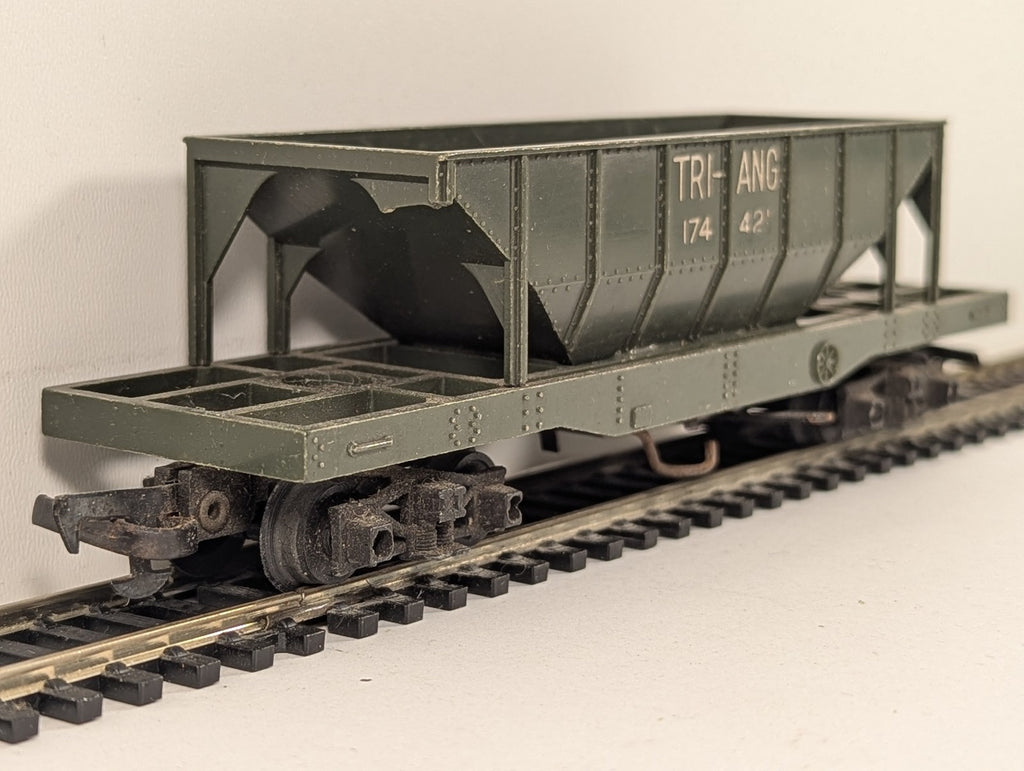 Tri-ang OO Gauge Operating Hopper Wagon Goods Wagon 174 421 Green R14