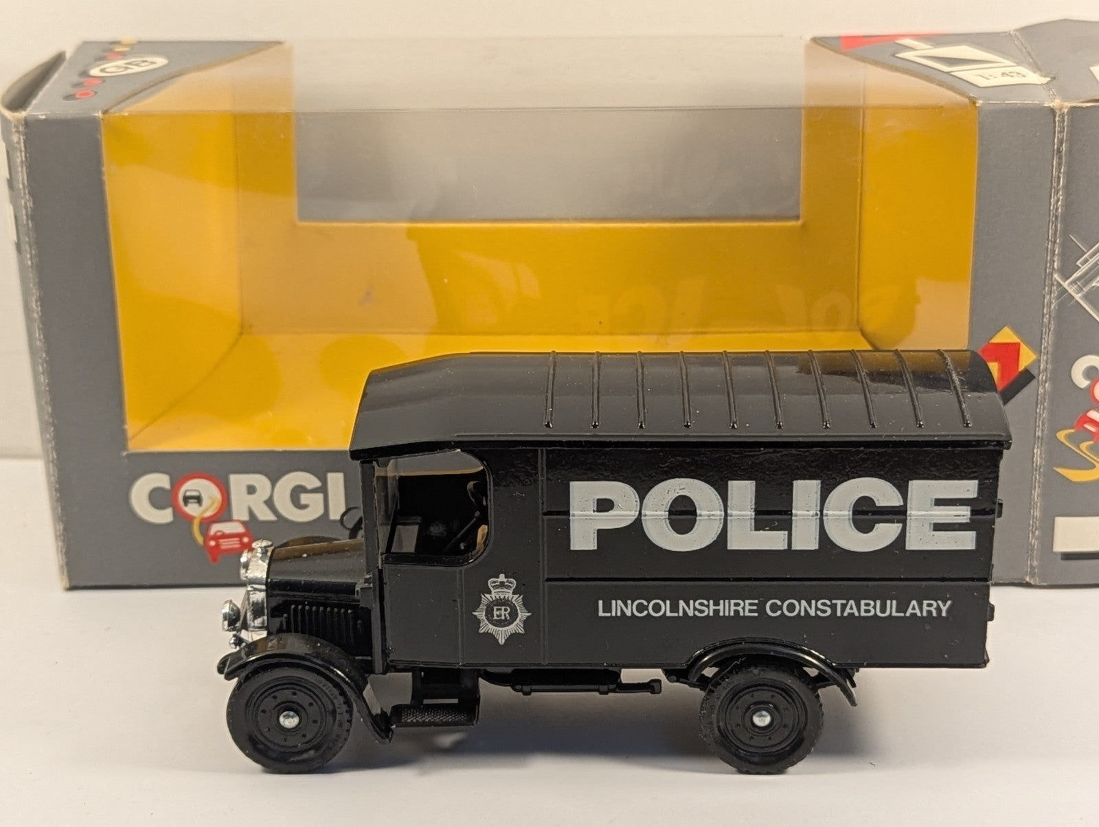 Corgi Classics 833 1:43 1929 Thornycroft Van Lincolnshire Constabulary