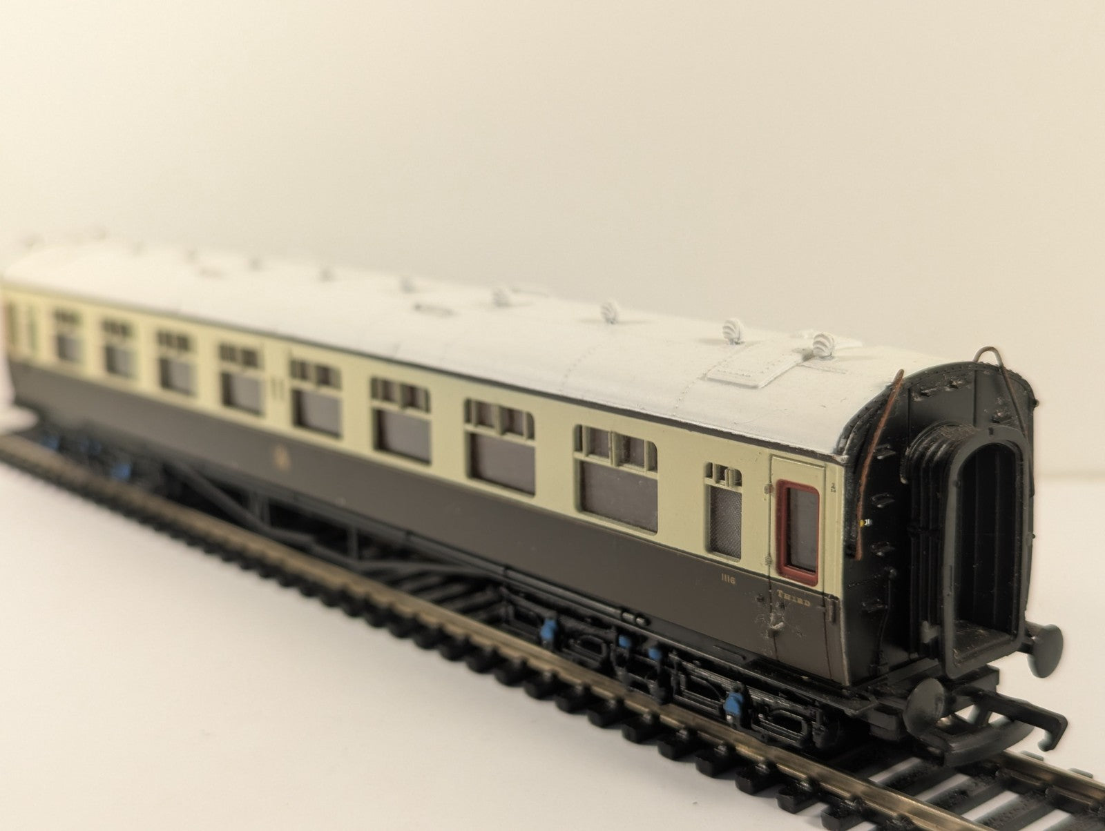 Mainline 937124 OO Gauge GWR Collett 3rd Corridor Coach