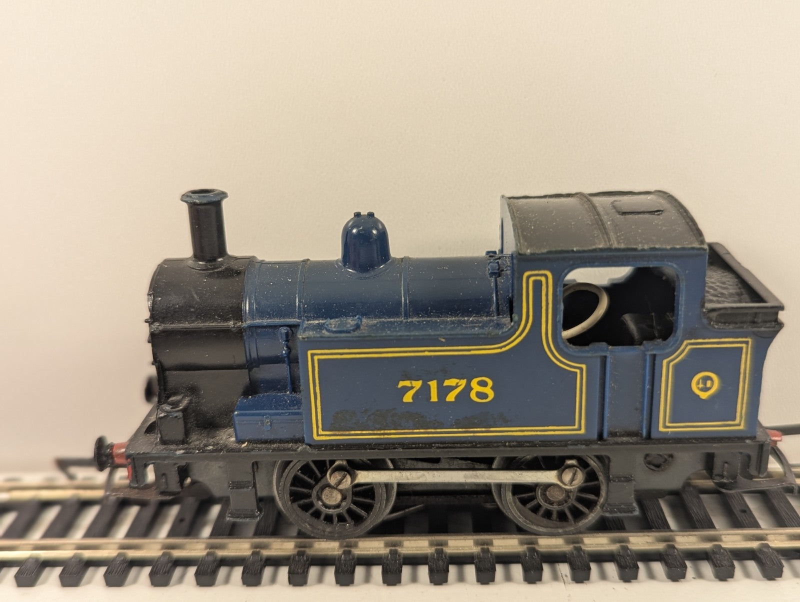 Hornby R255 OO Caledonian 0-4-0 No 7178 Spares