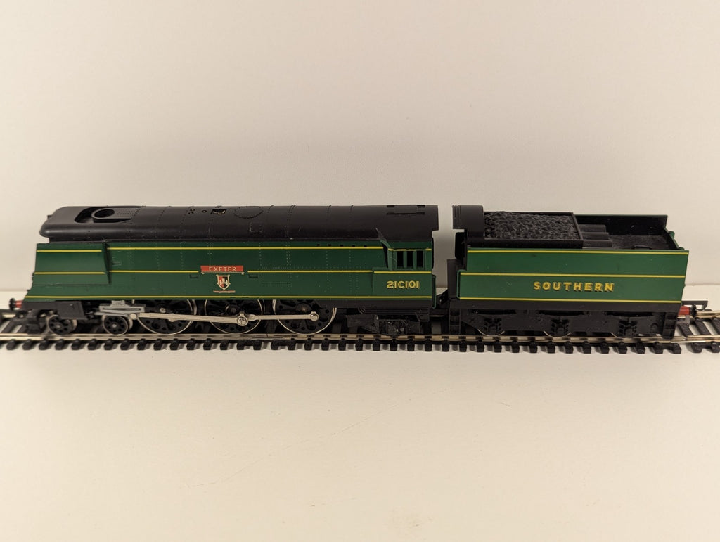 Hornby R320B – West Country Class 4-6-2 ‘Exeter’ 21C101 (SR Green)